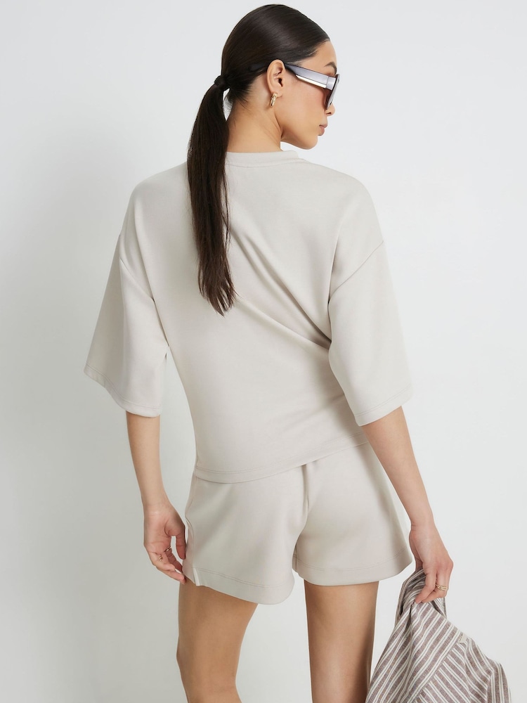 River Island Natural Premium Shorts - Image 2 of 4 River Island Natural Premium Shorts - Image 2 of 4