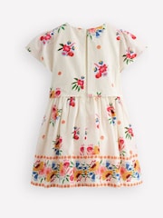 Boden Pretty Cape Dress - Larawan 2 ng 3