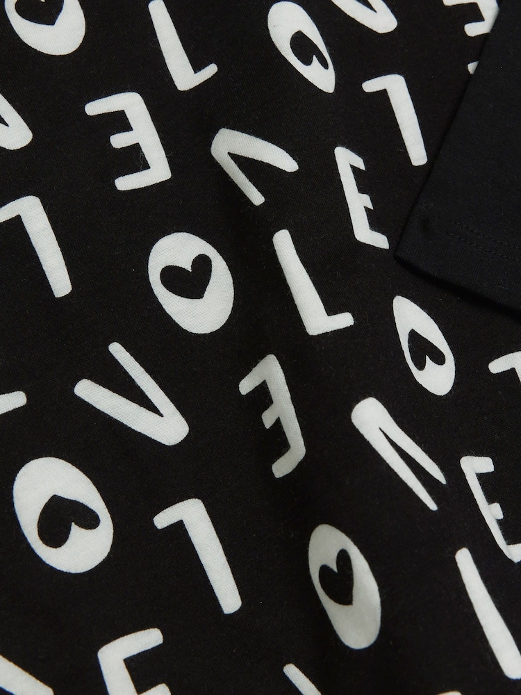 River Island Black Love Girls 100% Cotton T-Shirt and Leggings Sets 2 Pack - Image 4 of 4 River Island Black Love Girls 100% Cotton T-Shirt and Leggings Sets 2 Pack - Image 4 of 4
