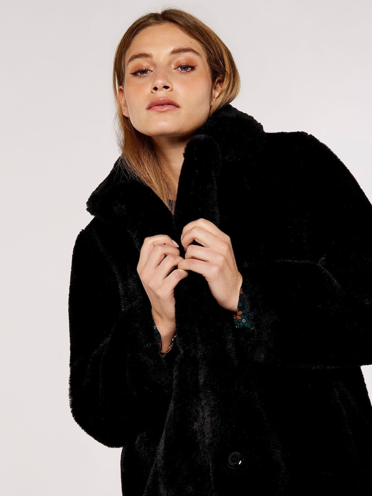 Apricot Black Oversized Super Soft Faux Fur Coat - Image 5 of 5