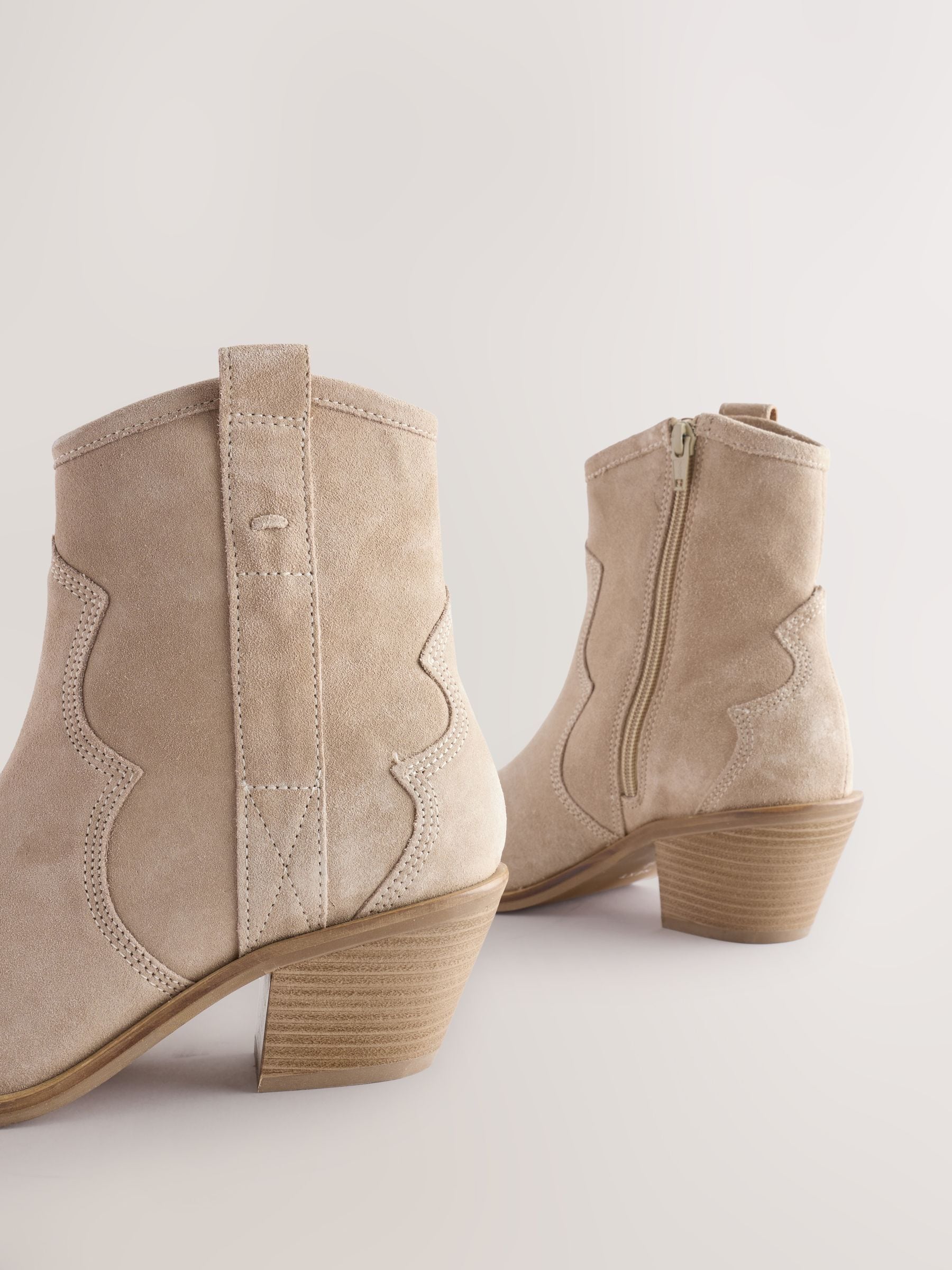Kaufe Sie Neutral Forever Comfort Leather Ankle Western Cowboy Boots bei Next Deutschland