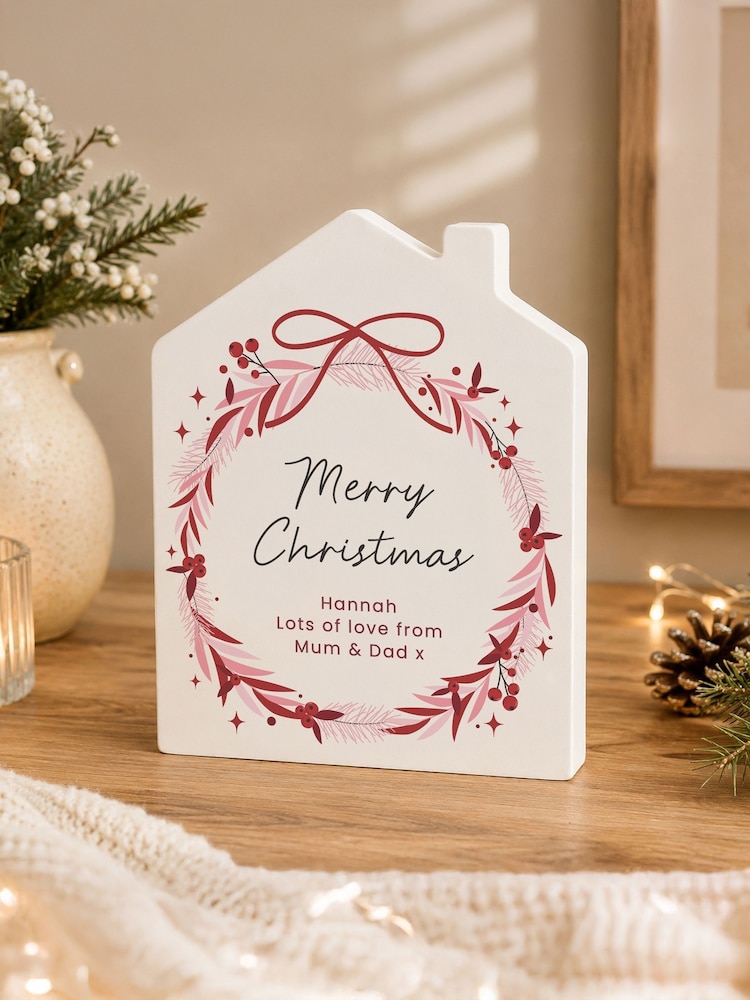 Personalised Wreath Wooden House Ornament by PMC - Larawan 3 ng 3