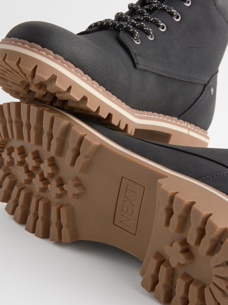 črna - Forever Comfort® Casual na vezalke; z vezalkami Ankle gležnjarji - Slika 7 iz 7 črna - Forever Comfort® Casual na vezalke; z vezalkami Ankle gležnjarji - Slika 7 iz 7