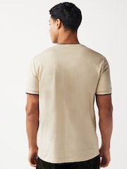 Fred Perry Twin Tipped Logo 100% Cotton T-Shirt - Image 3 of 8