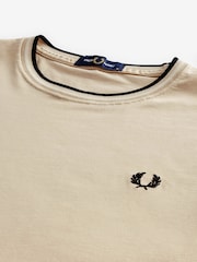 Fred Perry Twin Tipped Logo 100% Cotton T-Shirt - Image 6 of 8