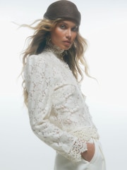 Chaqueta Drummer con detalles de encaje de River Island - Imagen 3 de 4
