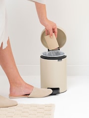 Brabantia Cream NewIcon 3L Pedal Bin - Image 3 of 6