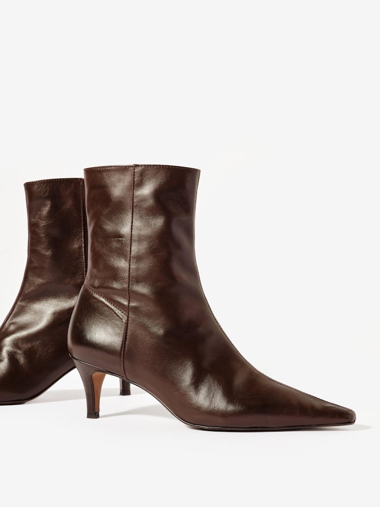 Mint Velvet Brown Chloe Leather Ankle Boots - Image 2 of 4 Mint Velvet Brown Chloe Leather Ankle Boots - Image 2 of 4