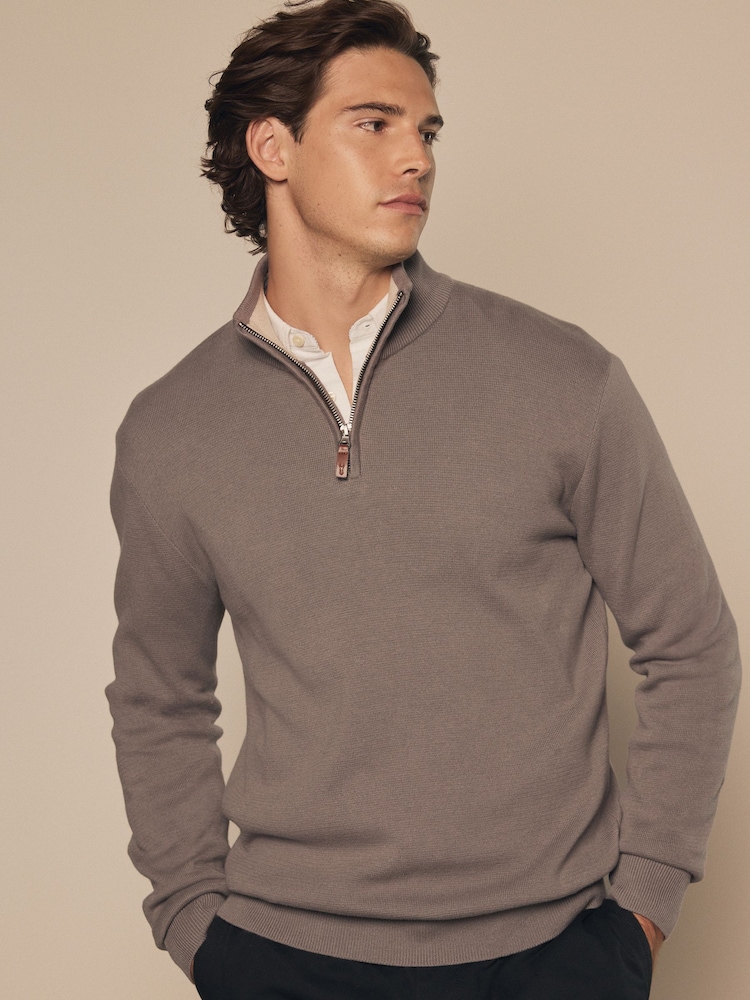 Gobasto rjava - Preprosto - v standardnem kroju 100% Cotton Premium Quarter Zip pulover - Slika 1 iz 7