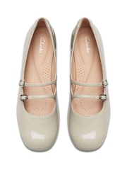 Clarks Cream Daiss Shine Shoes - Image 7 of 7