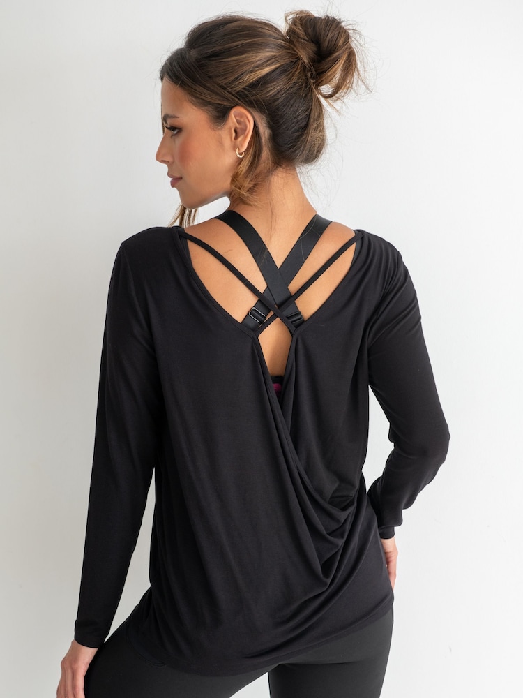 Schwarz - Pour Moi Yoga-Top aus Jersey mit überkeuzten Rückenträgern - Bild 2 von 4 Schwarz - Pour Moi Yoga-Top aus Jersey mit überkeuzten Rückenträgern - Bild 2 von 4