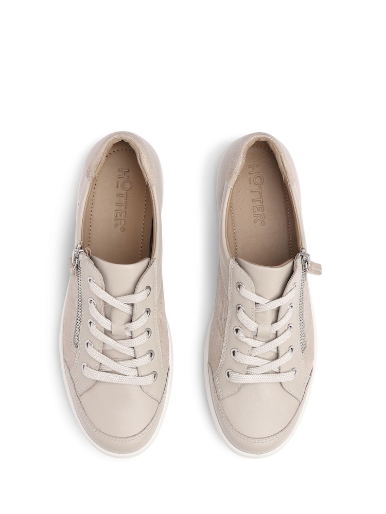 Cream - Hotter Chase II Vetersluiting Zip Trainers - Afbeelding 4 van 4 Cream - Hotter Chase II Vetersluiting Zip Trainers - Afbeelding 4 van 4