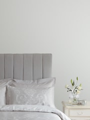 Laura Ashley Silver White Matt Emulsion 2.5Lt Paint - Image 1 of 4