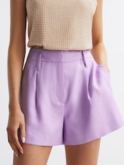 Reiss Lilac Hollie Linen Pleat Front Shorts - Image 6 of 8