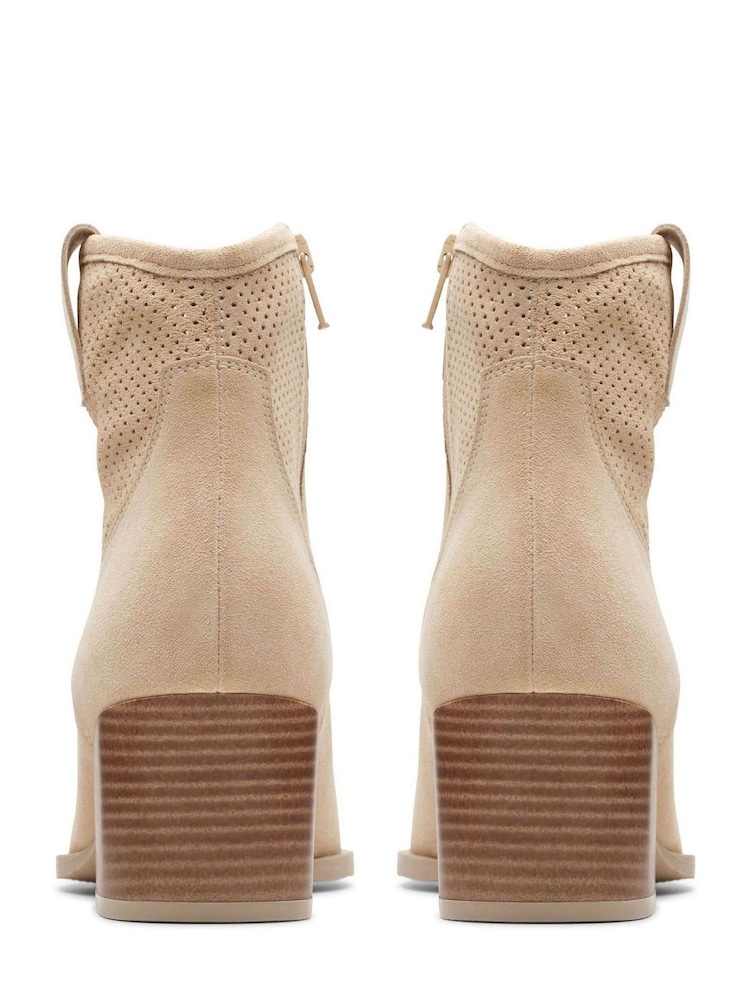 Clarks Natural Suede Elder Rae Western Boots - Image 7 of 7
