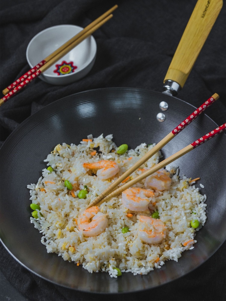 Black Wooden Handled 30cm Non Stick Wok - Image 1 of 2