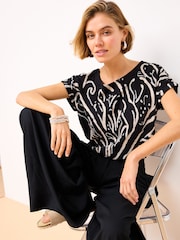 Black White Swirl Print Cap Sleeve T-Shirt Top - Image 3 of 7