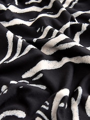 Black White Swirl Print Cap Sleeve T-Shirt Top - Image 7 of 7
