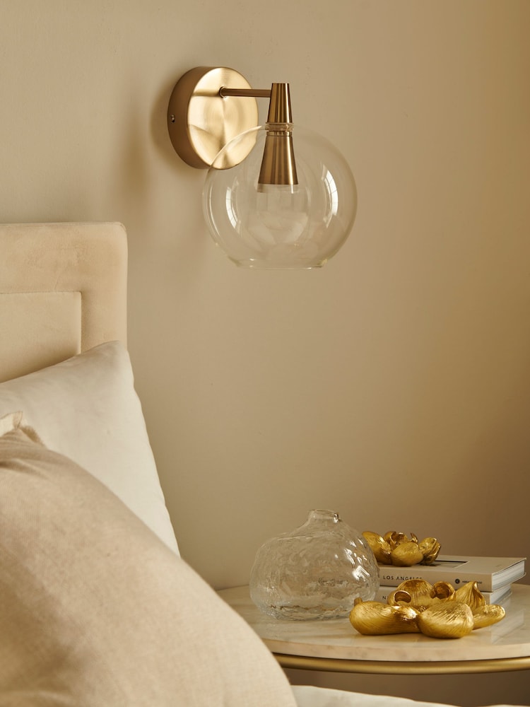 Brass Wall Light - Image 2 of 7