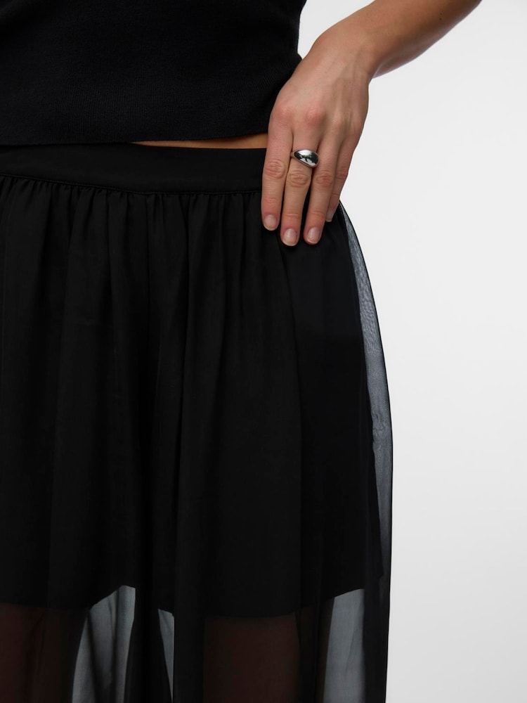 VERO MODA Black Mid Rise Balloon Trousers - Image 2 of 6 VERO MODA Black Mid Rise Balloon Trousers - Image 2 of 6