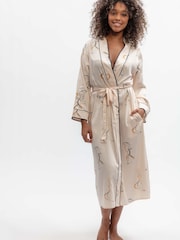 Fable and Eve Parisian Chic Print Long Dressing Gown - Bild 2 von 4