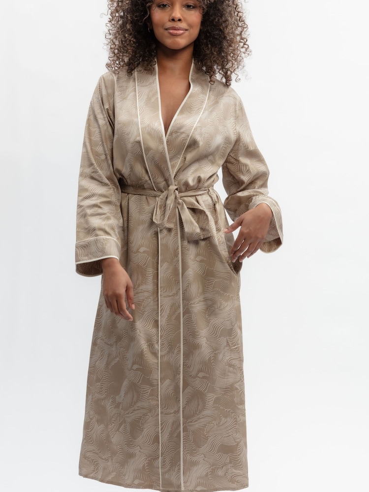 Fable and Eve Grey Wavy Contour Print Long Dressing Gown - Image 2 of 4 Fable and Eve Grey Wavy Contour Print Long Dressing Gown - Image 2 of 4