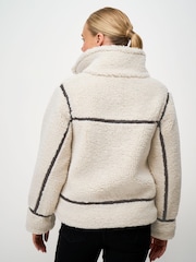 Naturlig - Crew Clothing Borg Aviator Jacket - Bilde 2 av 5
