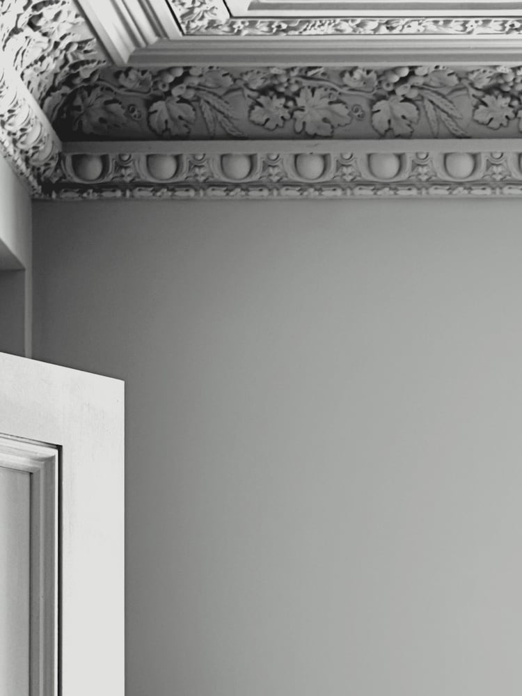 Laura Ashley Soft Silver Matt Emulsion 2.5Lt Paint - Image 2 of 4