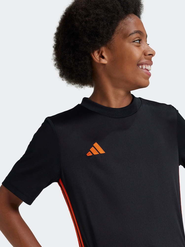 adidas Black/Red Tabela 23 Jersey - Image 2 of 2