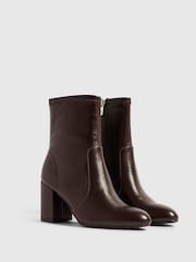 River Island Faux Leather Square Heel Stretch Boots - 圖片 2/5