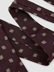 Corbata Gioele de tejido de mezcla de seda con estampado de medallones florales de Reiss - Imagen 3 de 5