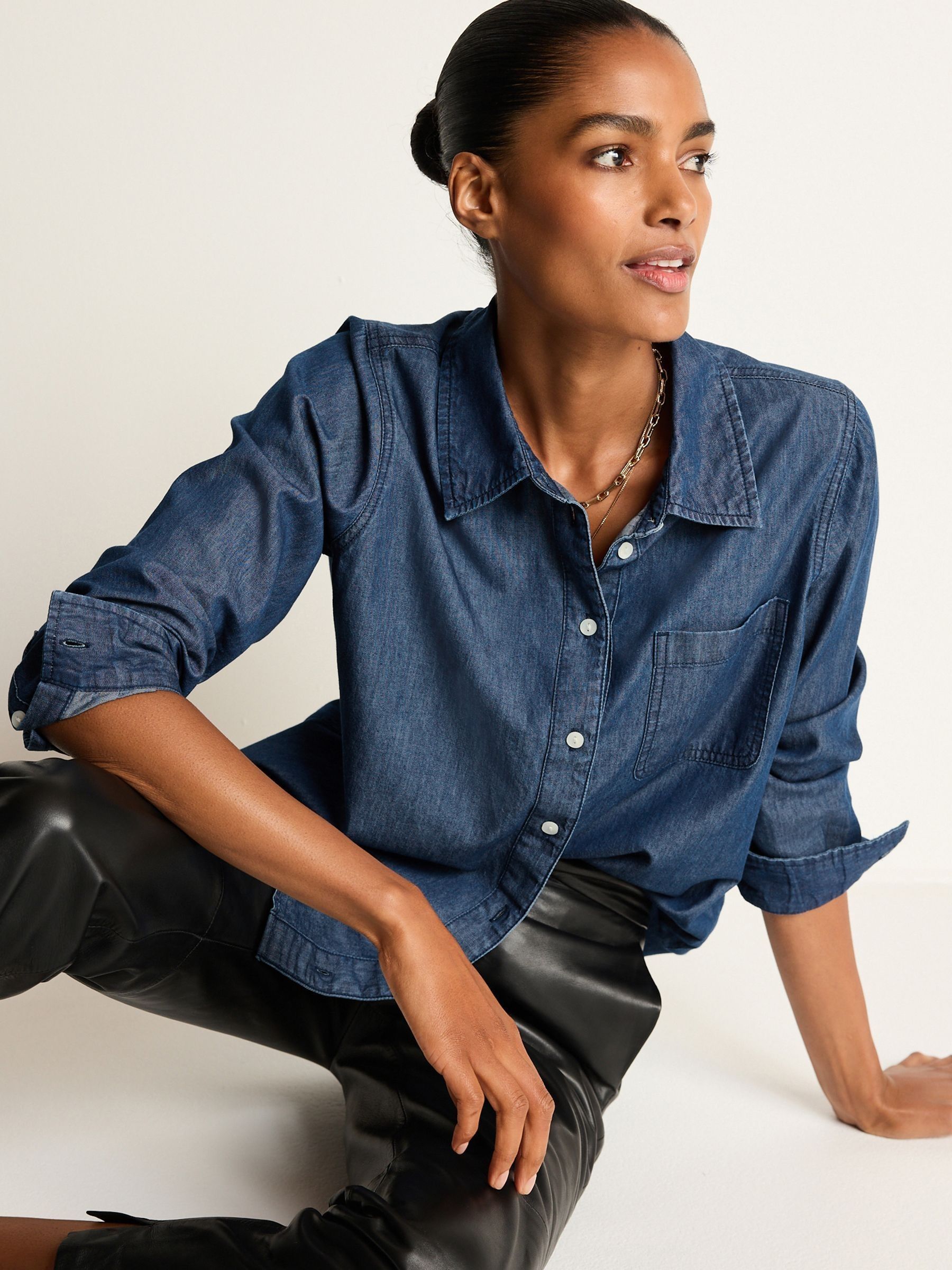 Shirt with dark blue jeans sale