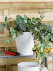 Wham Set of 4 White Garden Studio 18cm Round Plastic Planters - Image 2 of 4