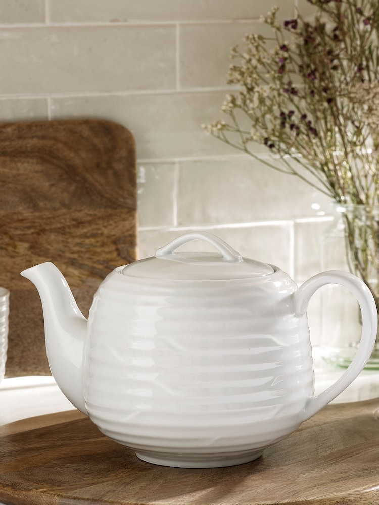 White Malvern Embossed Teapot - Image 2 of 4