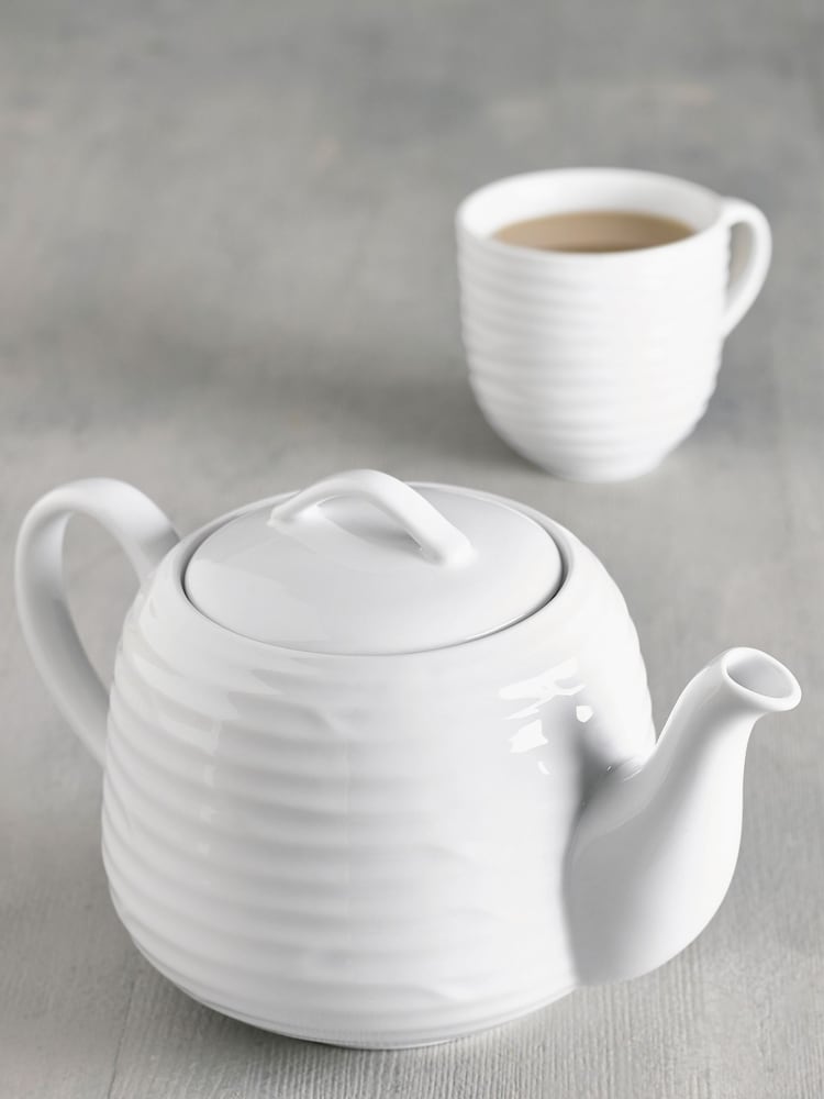 White Malvern Embossed Teapot - Image 4 of 4