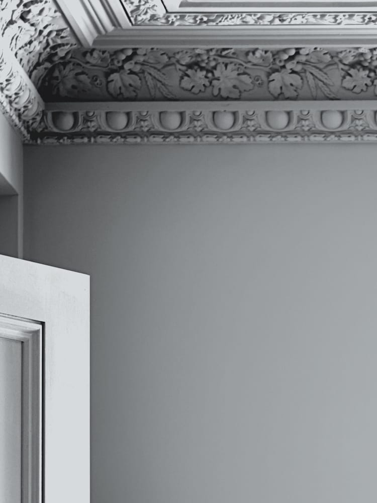 Laura Ashley Pale Slate Matt Emulsion 2.5Lt Paint - Image 2 of 4