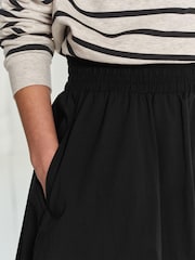 Schwarz - Popeline Midirock mit geraffter Taille - Bild 5 von 5