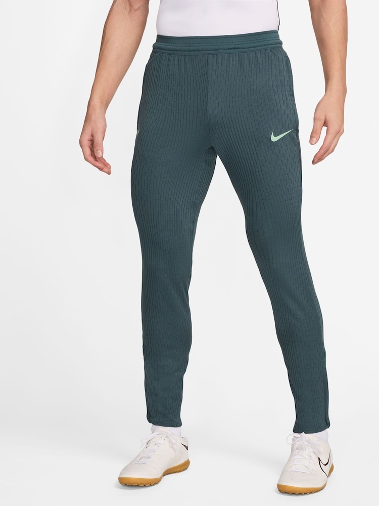 Nike Green Tottenham Hotspur FC Strike Joggers - Image 1 of 3