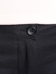 Craghoppers Kiwi Pro III Black Shorts - Image 7 of 7