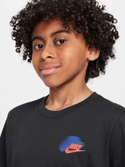 Schwarz - Nike T-Shirt mit Grafik - Bild 3 von 4