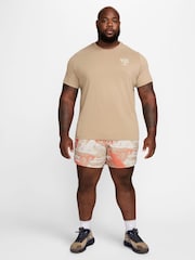 rjava - Tekaška kratka majica Nike Dri-FIT - Slika 1 iz 5