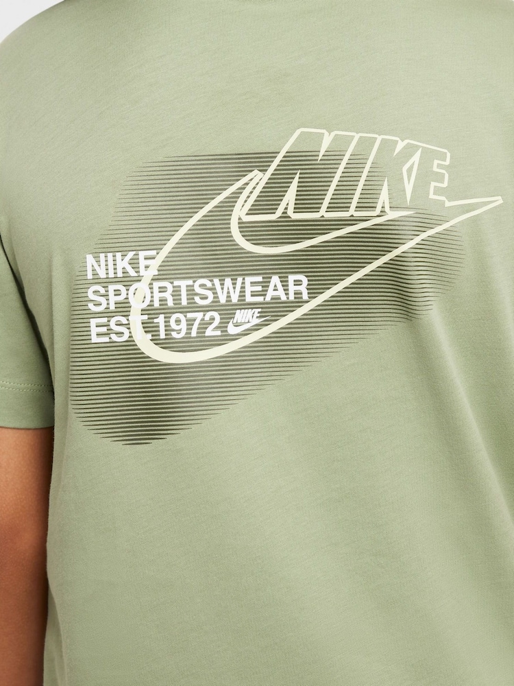 Grün - Nike T-Shirt mit Grafik - Bild 5 von 5