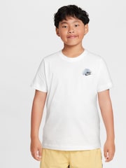Weiß - Nike T-Shirt mit Grafik - Bild 1 von 5