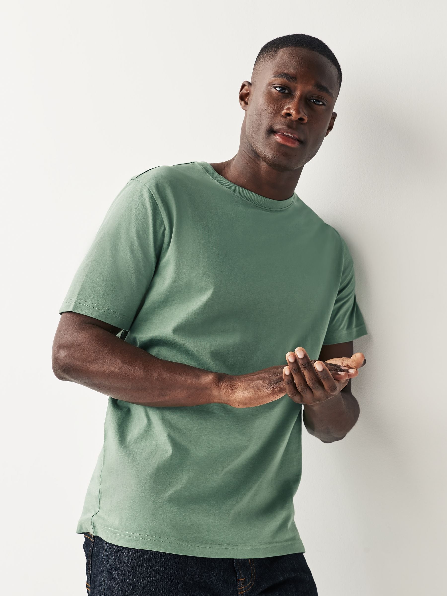 Light green crew neck discount
