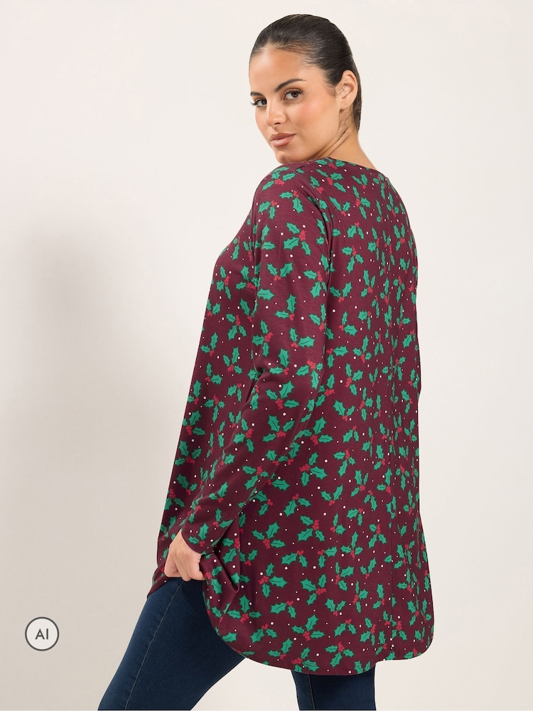 Yours Curve Red Holly Print Novelty Christmas Tunic Top - Image 2 of 5