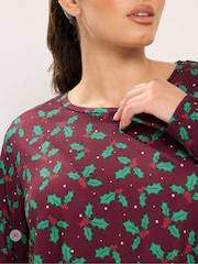 Yours Curve Red Holly Print Novelty Christmas Tunic Top - Image 3 of 5