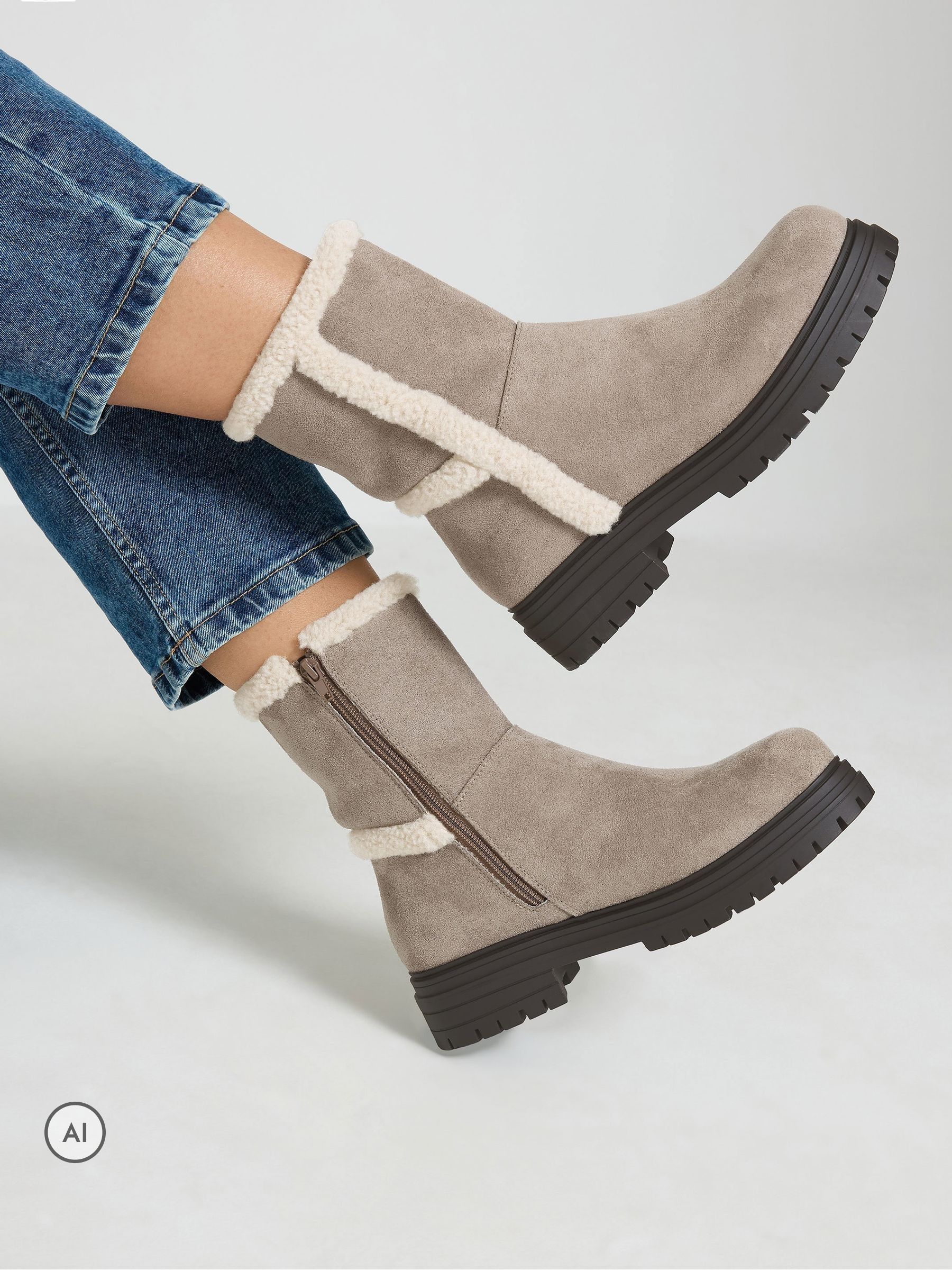 TLS X-FITSURF BOOTS 25cm 3mm 箱なし定価¥10400 Buy Yours Curve Brown Extra Wide Fit Faux Fur Cleated Ankle Boots