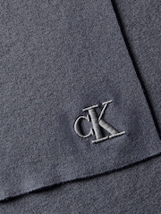 Bleu - Écharpe à logo Calvin Klein - Image 2 sur 3