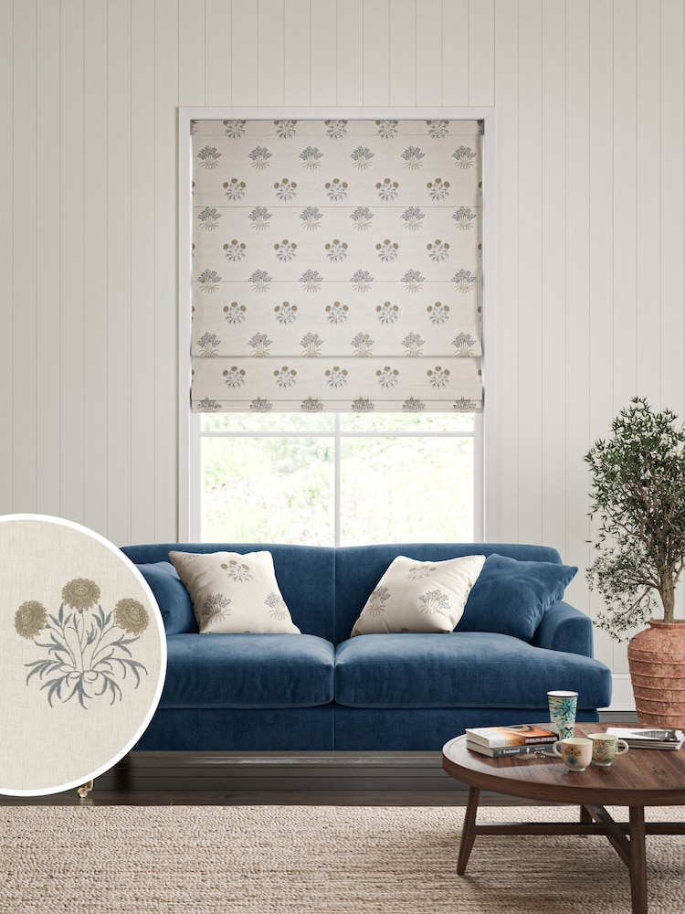 William Morris At Home Natural Lily Flower Embroidery Made to Measure Roman Blinds - Image 1 of 6