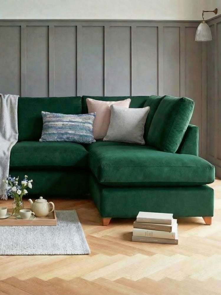 Willow & Hall Hunter Green Alderton Sofa Bed - Image 2 of 5 Willow & Hall Hunter Green Alderton Sofa Bed - Image 2 of 5